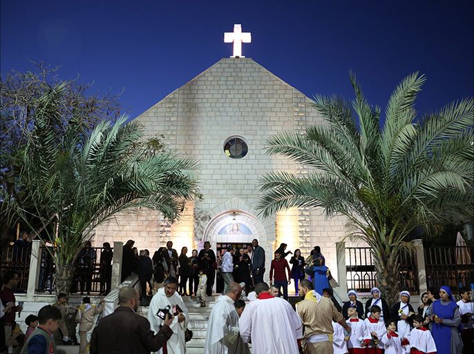 احتفالات عيد الفصح اقتصرت على الطقوس الدينية لدى مسيحيي غزة لحرمانهم من قبل الاحتلال من زيارة كنيسة القيامة بالقدس المحتلة.