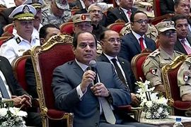 قال الرئيس المصري عبد الفتاح السيسي إن الإرهاب موجود في سيناء وفي كل المحافظات المصرية، ووصف الفترة الحالية بأنها "صعبة وقاسية" مضيفا "إذا لم نقم بالإجراءات (المتخذة)، فإننا سنفقد سيناء".