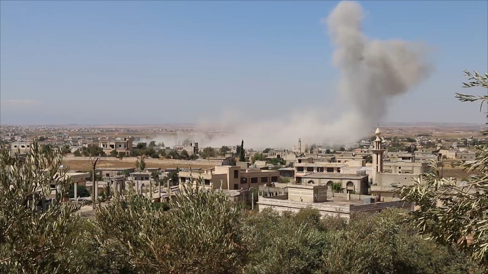 ‪قوات النظام تواصل خرق اتفاق وقف التصعيد بريف حمص‬  (الجزيرة)