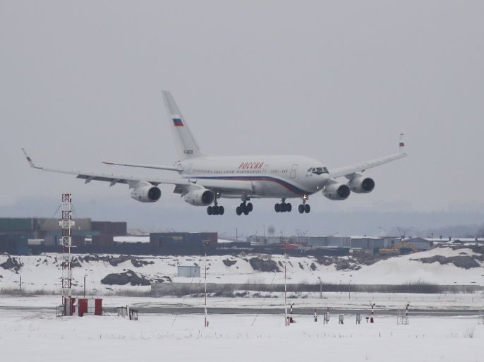The Ilyushin Il-96 aircraft, transporting expelled Russian diplomats and their family members from the U.S., descends before landing at Vnukovo airport outside Moscow, Russia April 1, 2018. REUTERS/Maxim Shemetov
