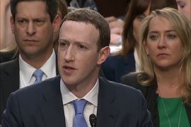 مؤسس فيسبوك يدلي بشهادته أمام الكونغرس