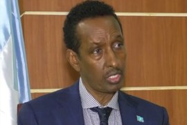 وزير صومالي يحذر موانئ دبي من انتهاك سيادة بلاده