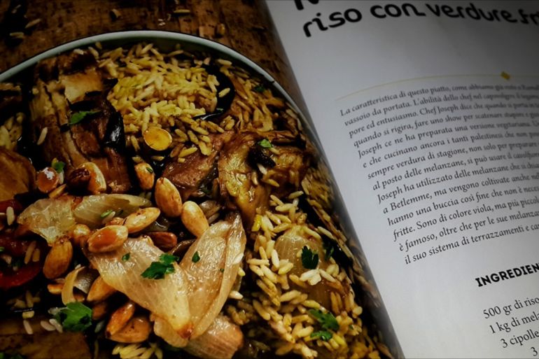 طبق المقلوبة من كتاب فداء أبو حمدية وهو واحد أبرز رموز المطبخ الشعبي الفلسطيني