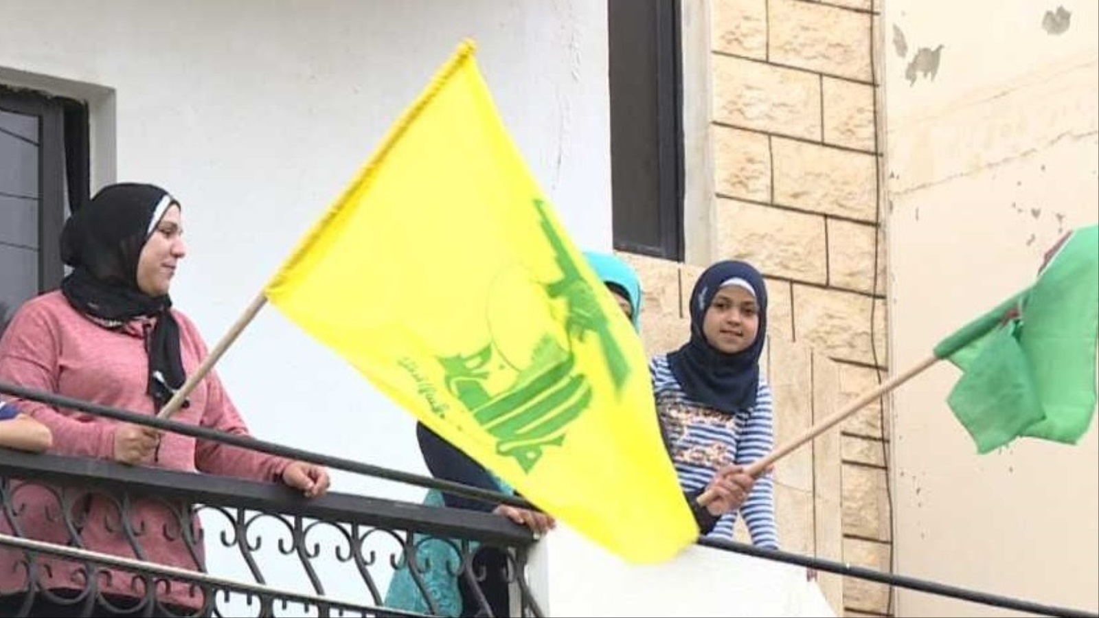 تحالف حزب الله وحركة أمل يعتبر المستفيد الأكبر من الانتخابات (الجزيرة)