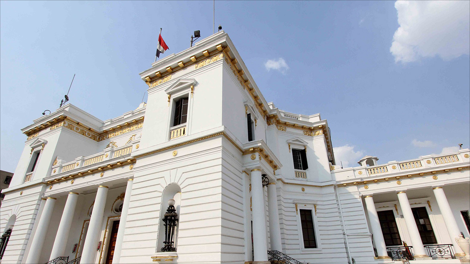‪البرلمان يسعى لتسريع المصادقة على القانون المنظم للانتخابات المحلية قبل انقضاء دورة يونيو/حزيران المقبل‬ (الجزيرة)
