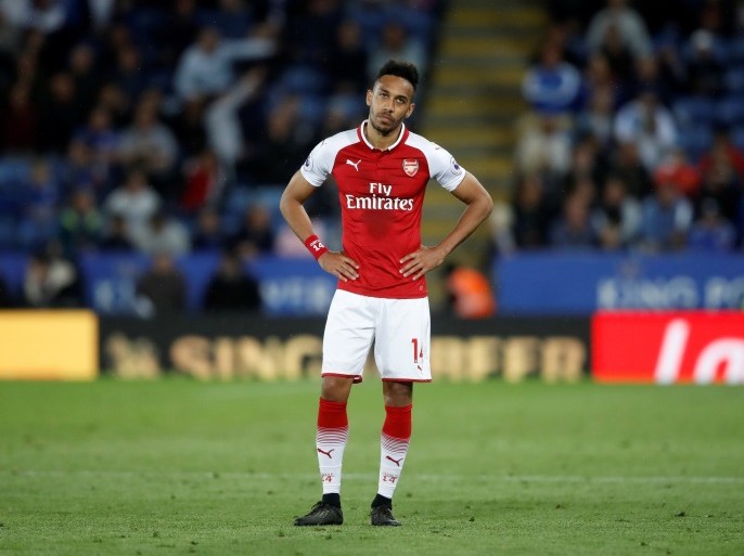 Soccer Football - Premier League - Leicester City v Arsenal - King Power Stadium, Leicester, Britain - May 9, 2018 Arsenal's Pierre-Emerick Aubameyang looks dejected Action Images via Reuters/Carl Recine EDITORIAL USE ONLY. No use with unauthorized audio, video, data, fixture lists, club/league logos or