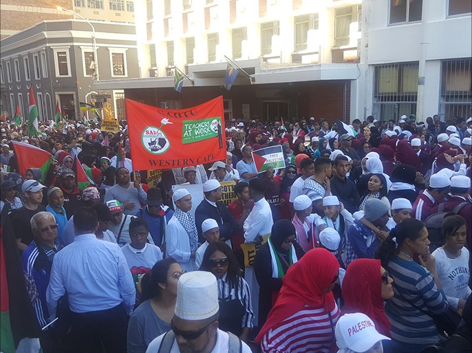 المشاركون في مسيرة النكبة يصلون مقر البرلمان الجنوب افريقي- كيب تاون جنوب افريقيا 15 مايو 2018