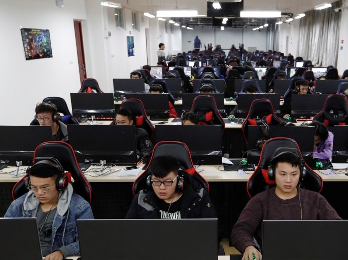 Students attend a class of the eSports and management course at the Sichuan Film and Television University in Chengdu, Sichuan province, China, November 17, 2017. The curriculum of the course is designed to prepare students for jobs in the growing industry that supports professional esports players who reach the peek of their career in their teenage years. The students study a wide range of subjects from commentating and script writing to event organising and gaming str