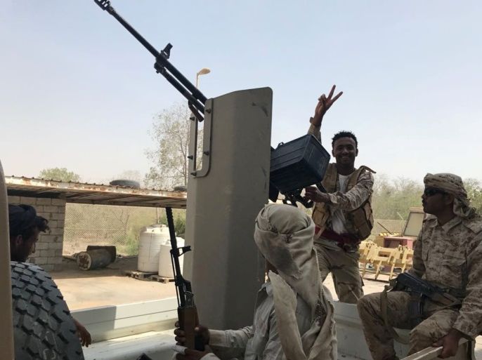 UAE-backed Yemeni soldiers ride on the back of a military patrol vehicle in the Red Sea port city of al-Mokha, Yemen March 5, 2018. REUTERS/Aziz El Yaakoubi