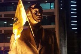 تمثال الحريري مع لم حزب الله