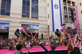 epa06709394 Riders of Team EF Education First-Drapac Cannondale attend the team presentation event of the 101st Giro d'Italia cycling race at Safra Square in Jerusalem, Israel, 03 May 2018. The 101st edition of the Giro d'Italia will start in Jerusalem on 04 May and will take place until 27 May 2018. EPA-EFE/ABIR SULTAN