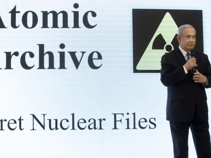 epa06702917 Israeli Prime Minister Benjamin Netanyahu as he describes how Iran has continued with its nuclear capabilities with the purpose of making atomic weapons, in the Israeli Defense Ministry in Tel Aviv, Israel, 30 April 2018. EPA-EFE/JIM HOLLANDER