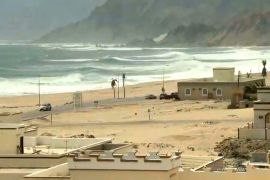 سلطنة عمان تستعد لمواجهة الإعصار "مكونو"