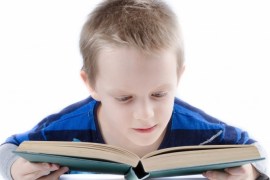 طفل مدرسة دراسة أطفال قراءة كتاب كتب (بيكسابي)