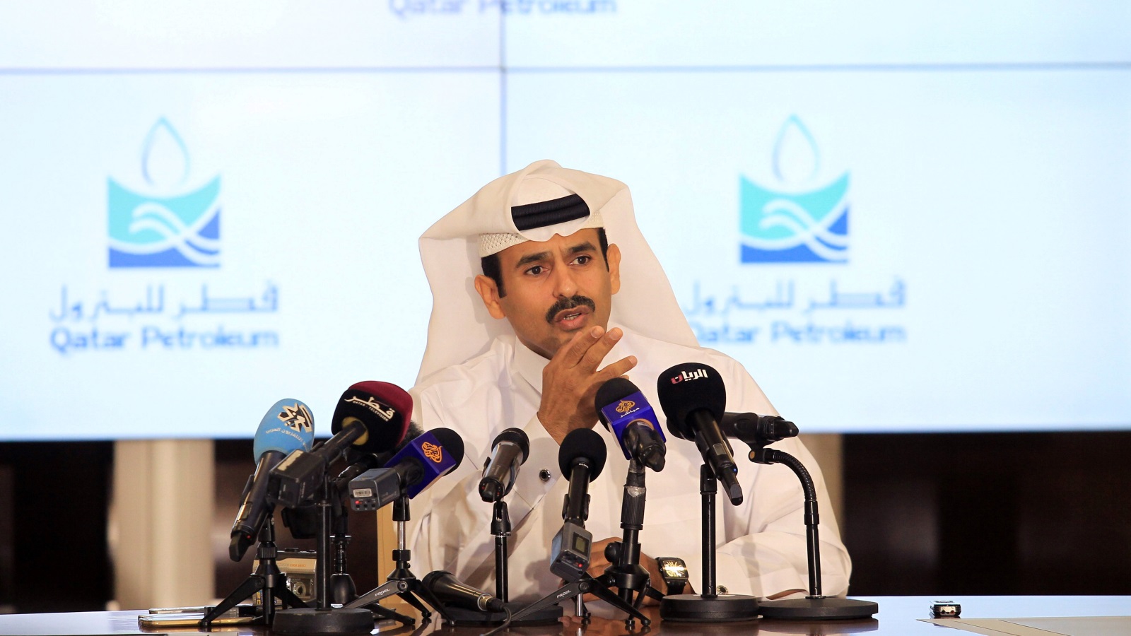 ‪الكعبي: قطاع النفط والغاز في قطر لم يتأثر أبدا بالحصار‬ (رويترز)