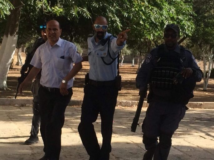 اعتقال رئيس قسم الحراسة في المسجد الأقصى عبد الله أبو طالب