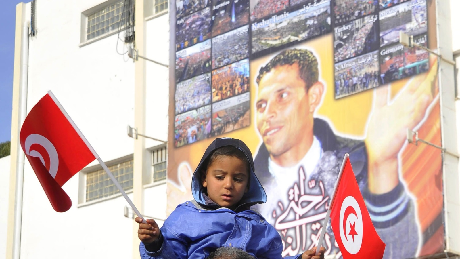 كما كانت شرارة بوعزيزي هي شرارة الربيع العربي الذي مازال مستمر، فعسى أن يكون الربيع العربي هو شرارة ثانية لأمور مستقبليه لتغيير الواقع وتكون هذه الثورات هي شرارة التغيير في مجتمعاتنا العربية والإسلامية