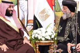 Pope Tawadros II, head of the Egyptian Coptic Orthodox Church, receives Saudi Crown Prince Mohammad Bin Salman in Cairo, Egypt March 5, 2018, in this handout picture courtesy of the Egyptian Presidency. The Egyptian Presidency/Handout via REUTERS ATTENTION EDITORS - THIS IMAGE WAS PROVIDED BY A THIRD PARTY