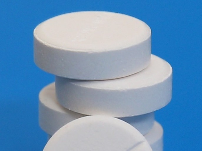MELBOURNE, AUSTRALIA - JULY 24: Paracetamol tablets sit on a table on July 24, 2014 in Melbourne, Australia. In a new study published in the prestigious medical journal, 'The Lancet' the most common pain reliever for back pain, paracetamol, does not work any better than a placebo. (Photo by Scott Barbour/Getty Images)