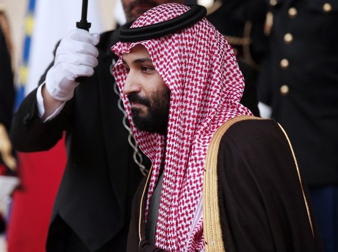 epa06657170 Saudi Arabia's Crown Prince Mohammed bin Salman leaves Matignon after his lunch meeting with French Prime Minister Edouard Philippe (not pictured) in Paris, France, 09 April 2018. Crown Prince of the Kingdom of Saudi Arabia Mohammed bin Salman, is on a three-days official visit to France. EPA-EFE/YOAN VALAT