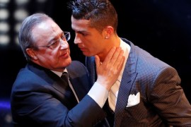 Soccer Football - The Best FIFA Football Awards - London Palladium, London, Britain - October 23, 2017 Real Madrid’s Cristiano Ronaldo speaks with Real Madrid president Florentino Perez after winning The Best FIFA Men’s Player Award as coach Zinedine Zidane and teammates Sergio Ramos and Marcelo look on Action Images via Reuters/John Sibley