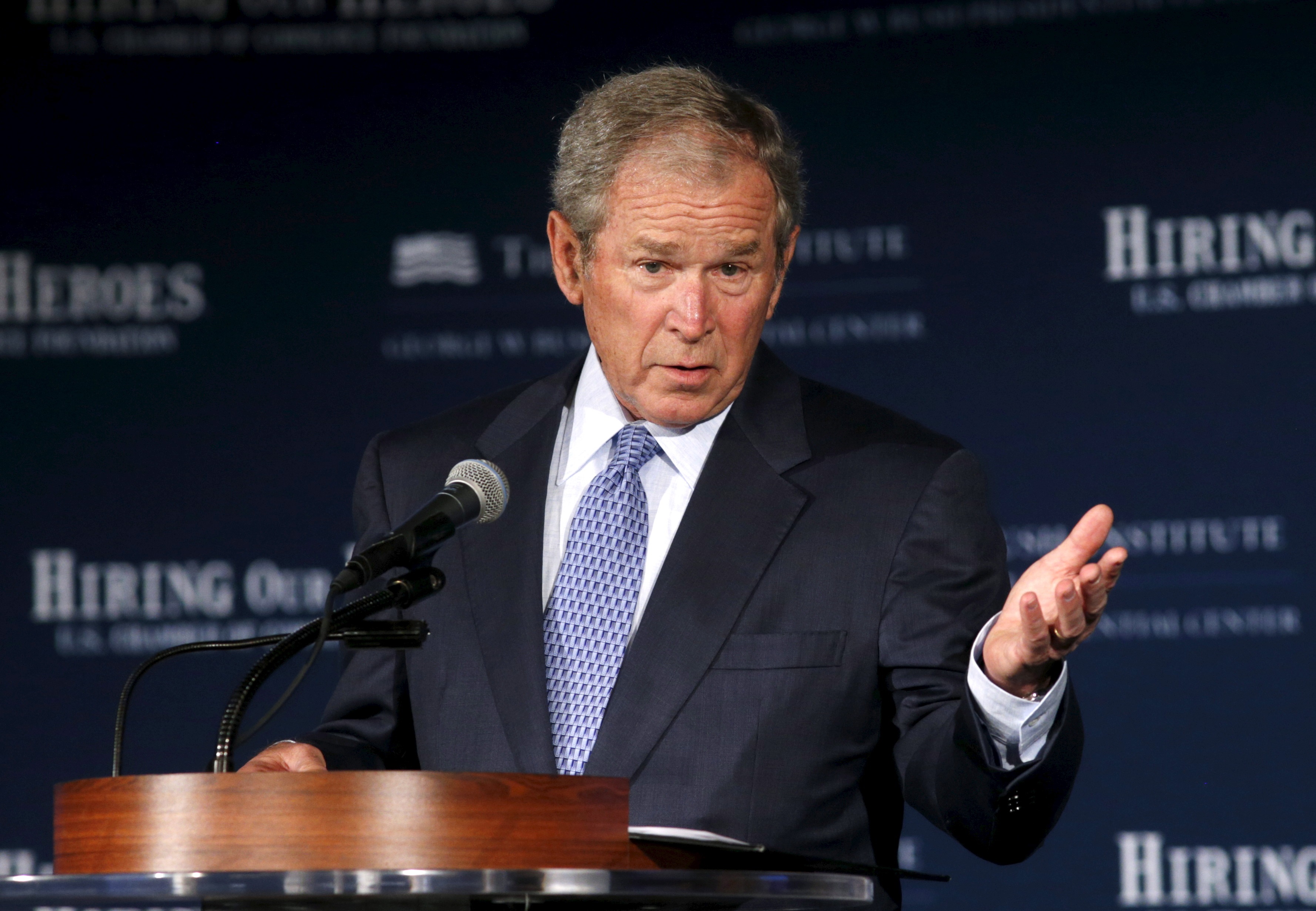 جورج دبليو بوش، الرئيس الأمريكي السابق (رويترز)