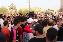 مظاهرات بمدنٍ جنوبي العراق تطالب بتوفير الخدمات الأساسية