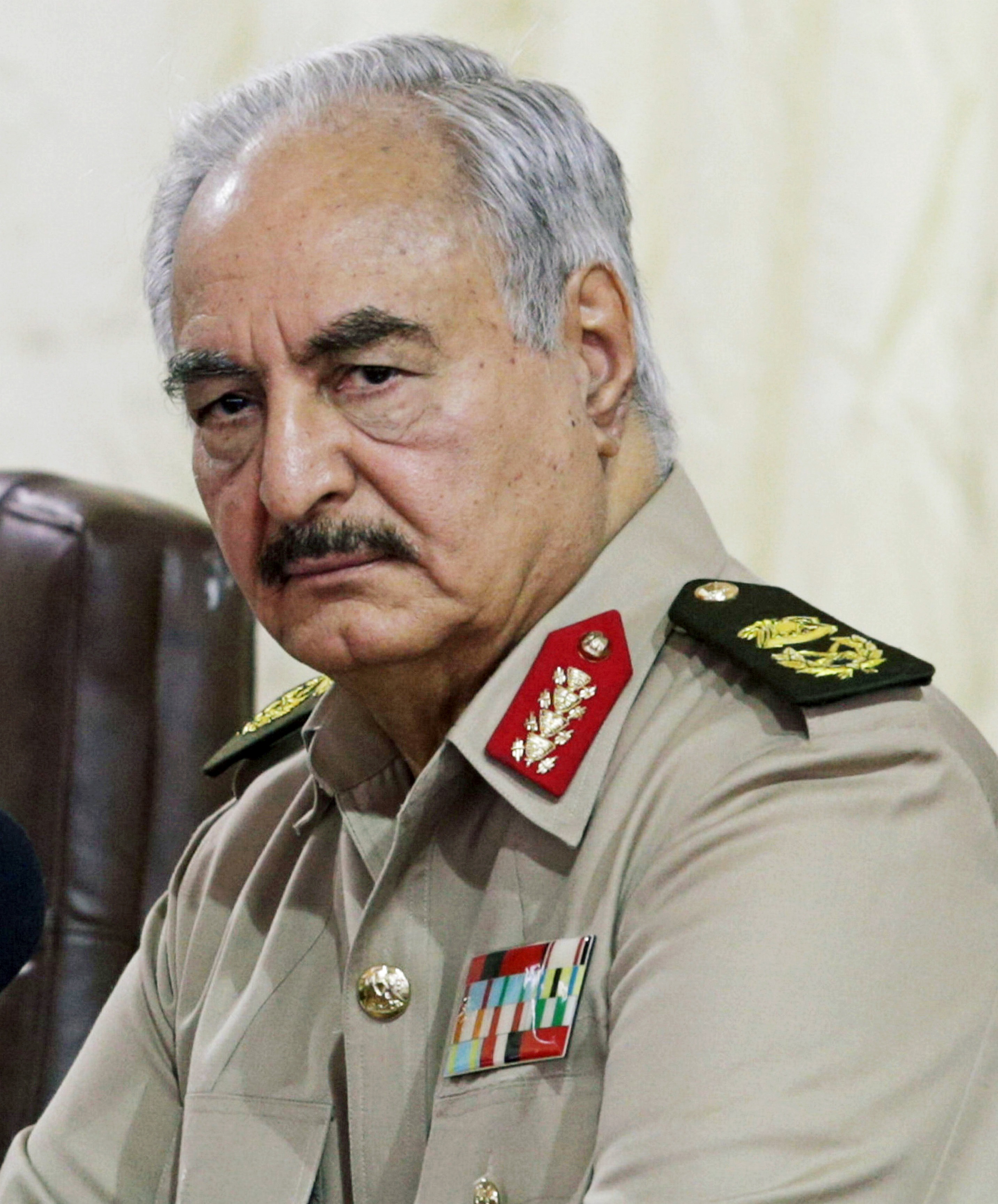 العسكري الليبي خليفة حفتر (رويترز)