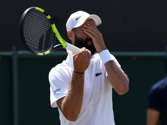 Tennis - Wimbledon - All England Lawn Tennis and Croquet Club, London, Britain - July 7, 2018 France's Benoit Paire reacts during the third round match against Argentina's Juan Martin Del Potro REUTERS/Tony O'Brien