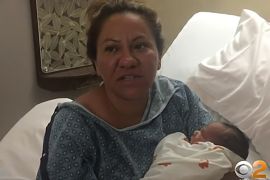 الهجرة في أميركا: الزوجة تقود السيارة بنفسها إلى مستشفى الولادة بعد أن اعتقلت الشرطة زوجها عند محطة وقود في كاليفورنيا. CBS Los Angeles