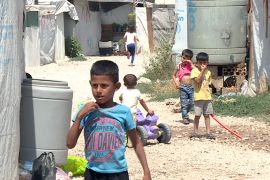 لاجئون من الاطفال السوريين في مخيم بالبقاع اللبناني - الجزيرة نت.