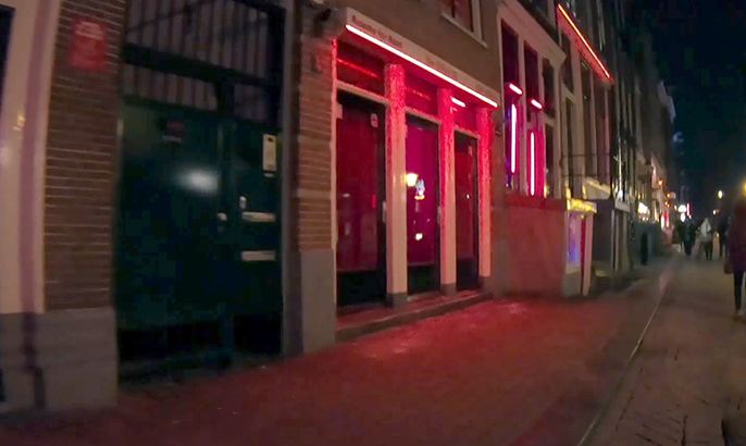 أمستردام.. الأزقة الحمراء