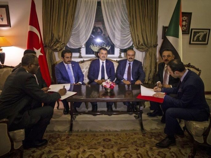تركيا والسودان توقعان اتفاقيتين للتعاون في مجالي النفط والغاز
