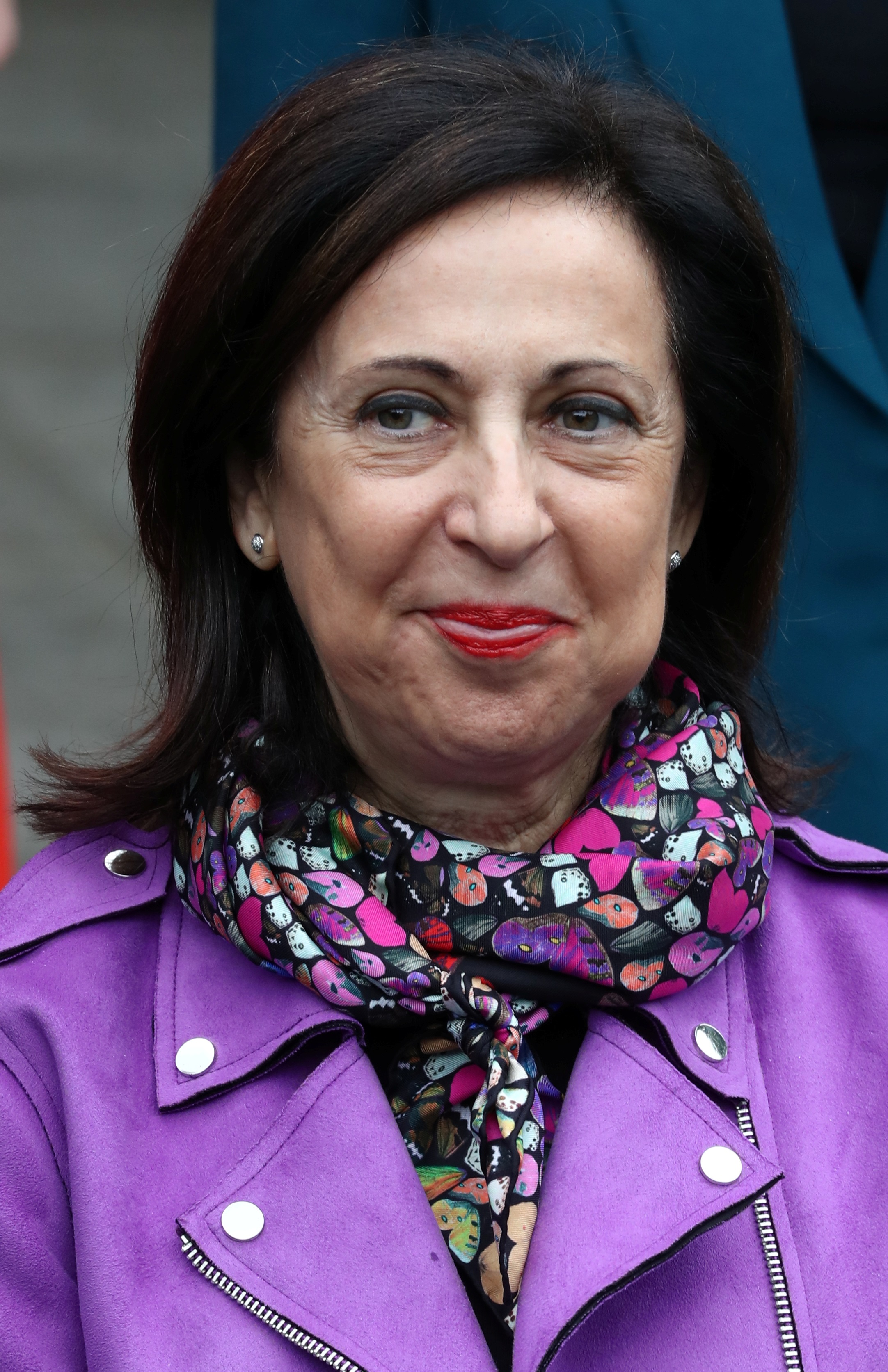 وزيرة الدفاع الإسباني مارجريتا روبلز (رويترز)