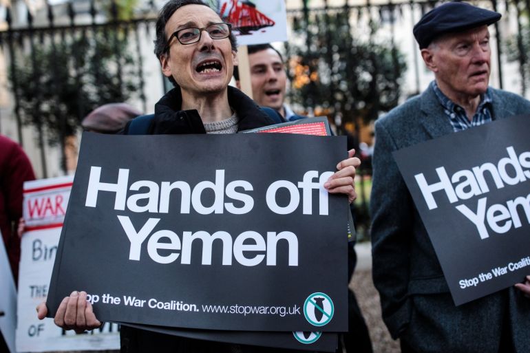 LONDON, ENGLAND - OCTOBER 25: Protesters demonstrate against the war in Yemen and the killing of journalist Jamal Khashoggi outside the Saudi Arabian embassy on October 25, 2018 in London, England. Mr Khashoggi, a US-based critic of the Saudi regime, was killed during a visit to its consulate in Istanbul on October 2, 2018. (Photo by Jack Taylor/Getty Images)
