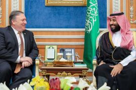 epa07097314 A handout photo made available by Saudi Royal Palace shows US Secretary of State Michael R. Pompeo (L) meeting with Saudi Crown Prince Mohammed bin Salman in Riyadh, Saudi Arabia, 16 October 2018. Pompeo travelled to Saudi Arabia for talks over missing Saudi journalist Jamal Khashoggi, who disappeared after entering the Saudi consulate in Istanbul, Turkey on 02 October. EPA-EFE/BANDAR ALGALOUD HANDOUT HANDOUT EDITORIAL USE ONLY/NO SALES