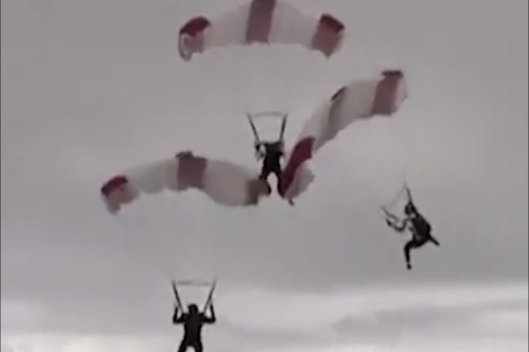 Skydivers Qatar