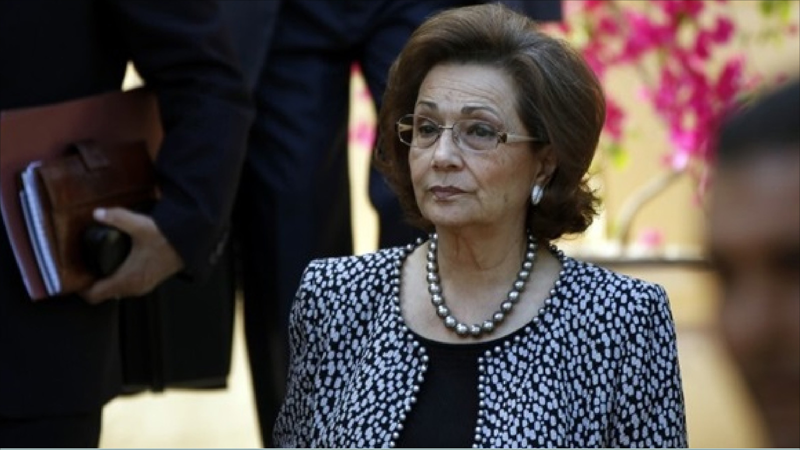 ‪سوزان مبارك تولت عدة مناصب خلال فترة حكم زوجها‬ سوزان مبارك تولت عدة مناصب خلال فترة حكم زوجها (مواقع التواصل)