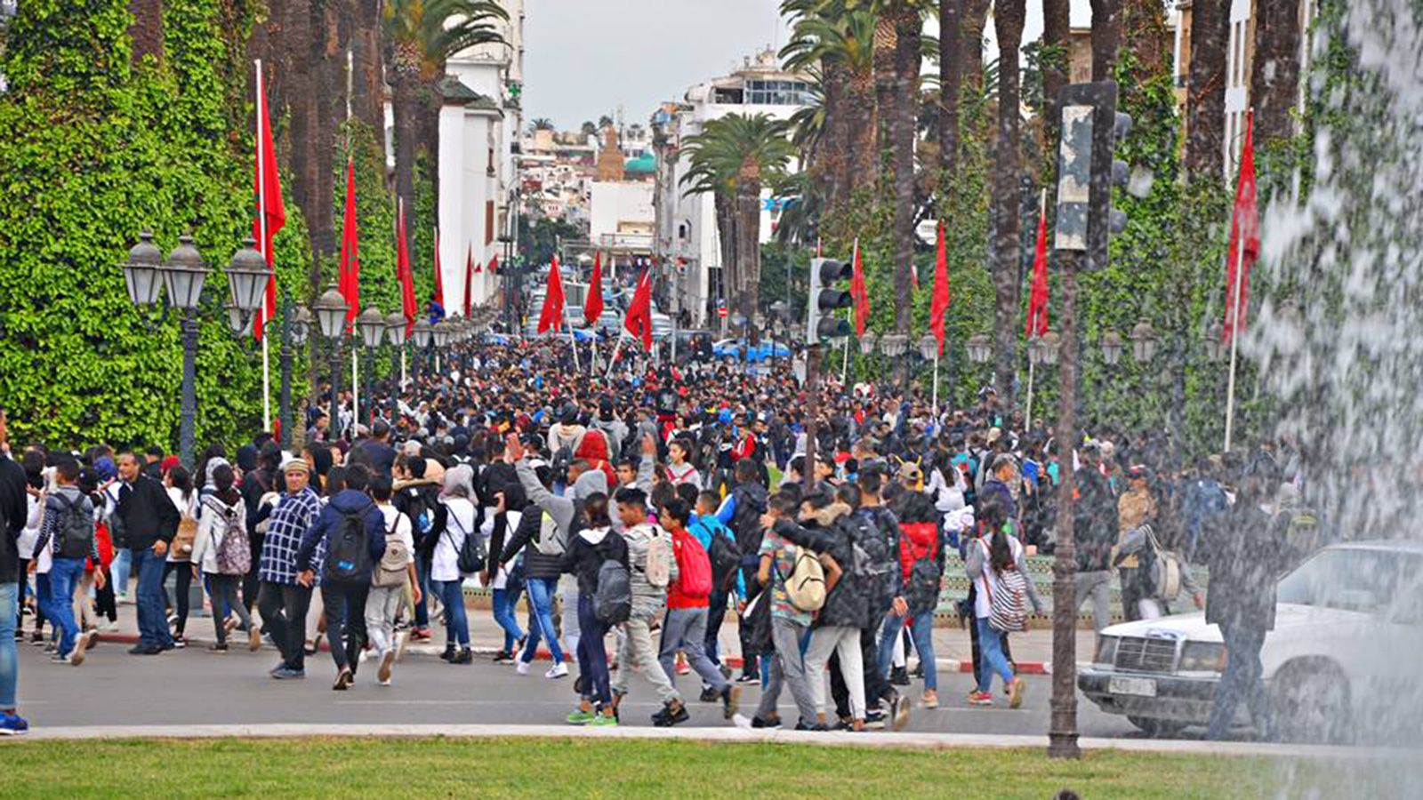 احتجاجات التلاميذ وصلت البرلمان احتجاجات التلاميذ وصلت البرلمان (الجزيرة)