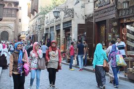 الضغوط الاقتصادية تسببت في ارتفاع نسبة العنوسة في مصر- الجزيت نت (صورة خاصة)