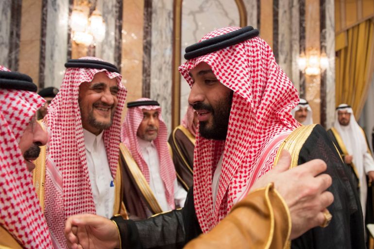 Saudi Arabia's Crown Prince Mohammed bin Salman (R) speaks with members of the royal family during an allegiance pledging ceremony in Mecca, Saudi Arabia June 21, 2017. Bandar Algaloud/Courtesy of Saudi Royal Court/Handout via REUTERS. ATTENTION EDITORS - THIS PICTURE WAS PROVIDED BY A THIRD PARTY.