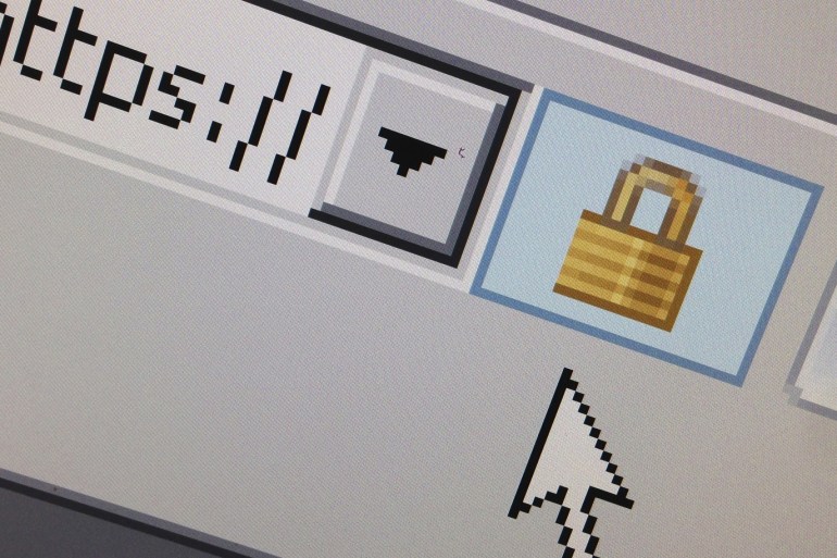 A lock icon, signifying an encrypted Internet connection, is seen on an Internet Explorer browser in a photo illustration in Paris April 15, 2014. About two thirds of all websites use code known as OpenSSL to help secure those encrypted sessions. Researchers last week warned they have uncovered a security bug in OpenSLL dubbed Heartbleed, which could allow hackers to steal massive troves of information without leaving a trace. REUTERS/Mal Langsdon (FRANCE - Tags: SCIE