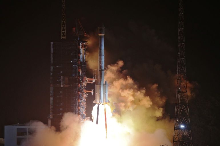 Two BeiDou-3 satellites via a single carrier rocket take off at the Xichang Satellite Launch Center, Sichuan province, China November 19, 2018. REUTERS/Stringer ATTENTION EDITORS - THIS IMAGE WAS PROVIDED BY A THIRD PARTY. CHINA OUT.
