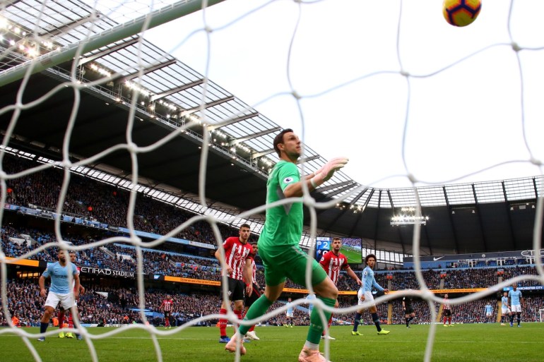 MANCHESTER, ENGLAND - NOVEMBER 04: Alex McCarthy of Southampton looks on as David Silva of Manchester City's shot crosses the line for Manchester City's third goal during the Premier League match between Manchester City and Southampton FC at Etihad Stadium on November 4, 2018 in Manchester, United Kingdom. (Photo by Alex Livesey/Getty Images)