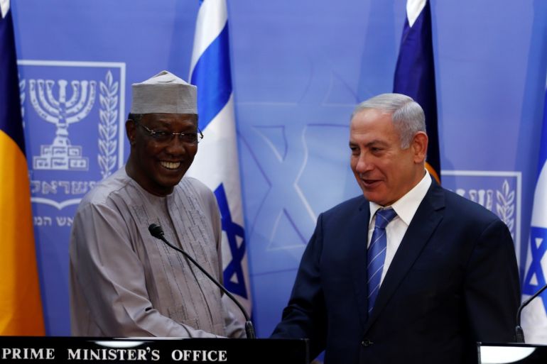 Israeli Prime Minister Benjamin Netanyahu (R) delivers a joint statement with Chadian President Idriss Deby in Jerusalem November 25, 2018. REUTERS/Ronen Zvulun