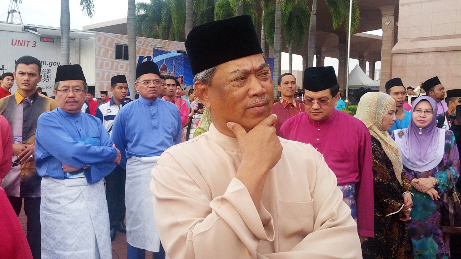 ‪وزير الداخلية الماليزي محيي الدين ياسين في احتفال ديني‬ (الجزيرة)