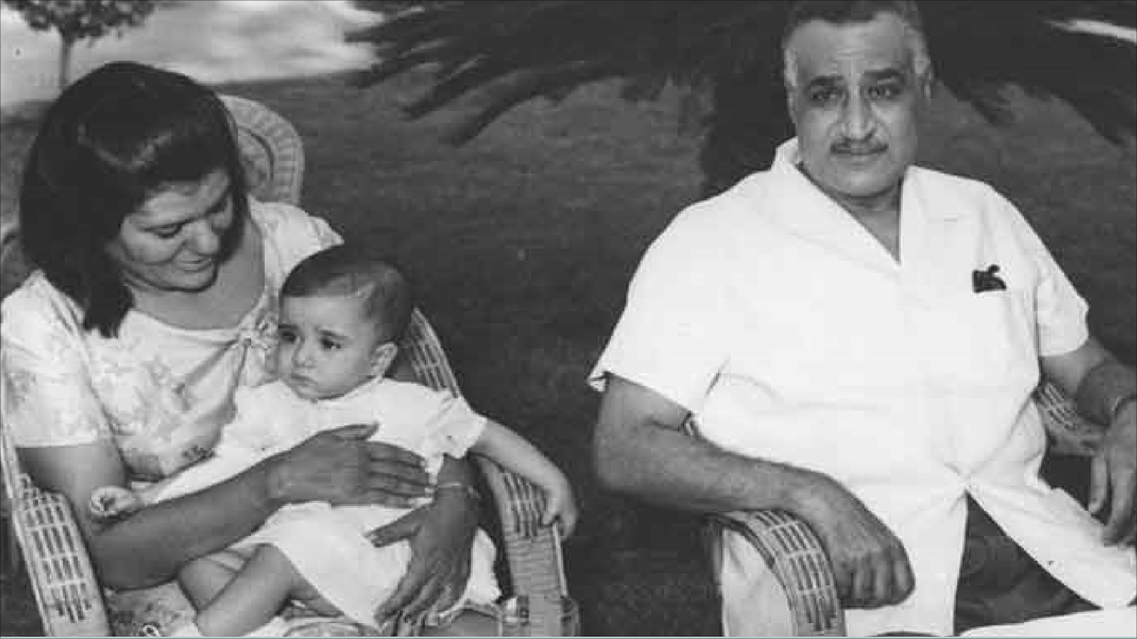 ‪صورة أرشيفية لتحية زوجة الرئيس الراحل جمال عبد الناصر‬ (مواقع التواصل)