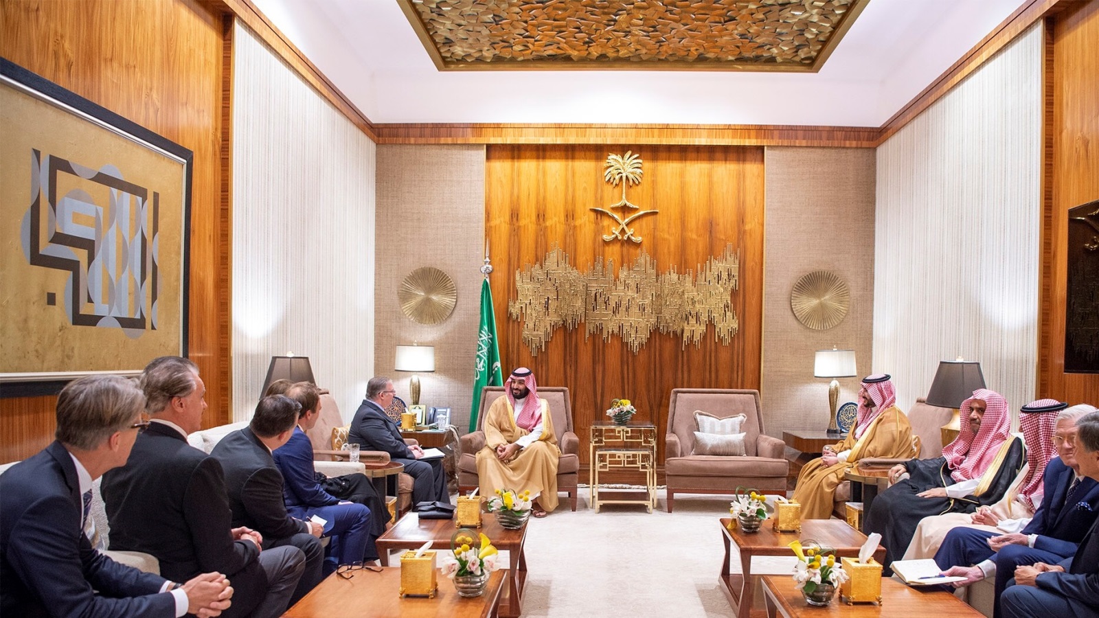 ‪وفد من قادة المسيحيين الإنجيليين التقى ولي العهد السعودي محمد بن سلمان في الرياض‬  (رويترز)