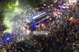 BUENOS AIRES, ARGENTINA - DECEMBER 04: Aerial view of fans of Boca Juniors during a gathering to bid farewell to their players who travel to Madrid to play River Plate in the Copa CONMEBOL Libertadores second leg final at Plaza Lezama on December 04, 2018 in Buenos Aires, Argentina. (Photo by Getty Images/Getty Images)