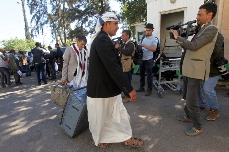 A member of the Houthi delegatio nparticipating in the negotiations in Sweden departs from Sanaa airport, Yemen December 4, 2018. REUTERS/Mohamed al-Sayaghi